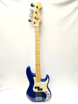 FENDER DELUXE PRECISION