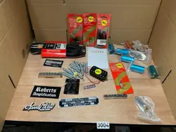 FUN LOT OF  GUITAR VINTAGE  PROJECT PARTS-UNTESTED JAPAN FENDER USA -3004