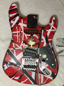 STRATOCASTER BODY EVH