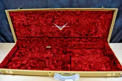 FENDER CUSTOM SHOP STRATOCASTER TELECASTER STRAT TELE TWEED GUITAR CASE + EXTRAS
