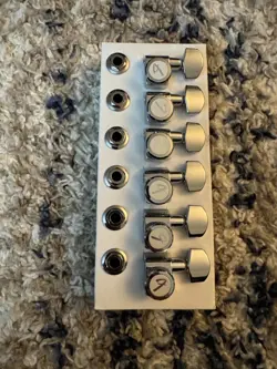 TUNERS FOR STRAT