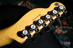 FENDER AMERICAN TELECASTER 60TH ANNIVERSARY 2006 ALDER BODY MAPLE NECK USED