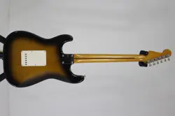 ST57-70 STRATOCASTER 1986
