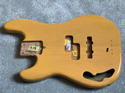 LEFTY FENDER AMERICAN PROFESSIONAL PRECISION BASS BODY BUTTERSCOTCH BLONDE