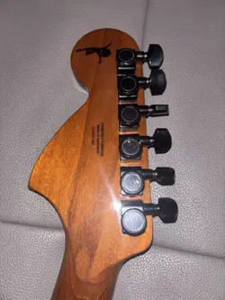 FENDER TOM DELONGE STARCASTER - SHELL PINK