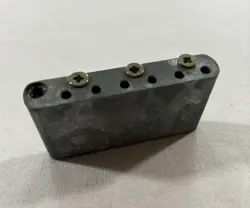 2006 SQUIER STRATOCASTER