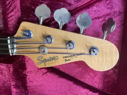 1986 FENDER SQUIER PRECISION BASS MIJ, E SERIES, 32