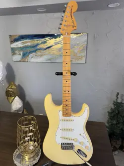 FENDER VINTERA II 70S STRATOCASTER,  VINTAGE WHITE MAPLE NECK 2024