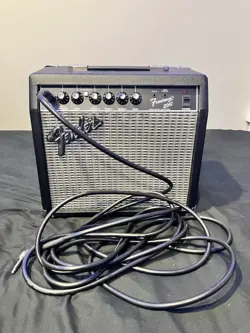 FENDER FRONTMAN 20G.