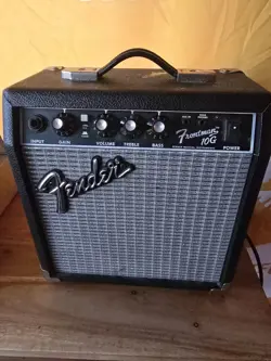 FENDER FRONTMAN 10G 10-WATT GUITAR AMPLIFIER - BLACK - FREE SHIPPING
