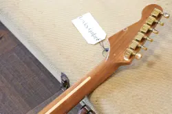 FENDER WALNUT