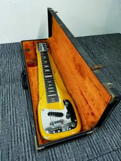 FENDER PAT.2838974 LAP STEEL GUITAR 6 STRINGS ELECTRIC HAWAIIAN WITH HARD CASE