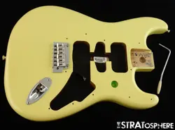 FENDER PLAYER II STRATOCASTER BODY & HARDWARE STRAT ALDER HIALEAH YELLOW