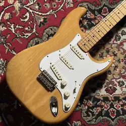 FENDER CLASSIC SERIES '70S STRATOCASTER 3.66KG #GGA11
