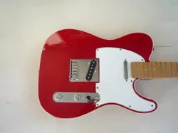 TELE CUSTOM RED