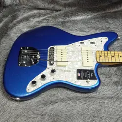 ULTRA JAZZMASTER MN