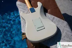 2017 FENDER MIJ