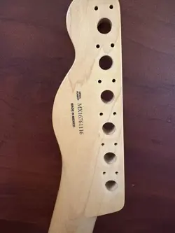 FENDER STRATOCASTER REPLACEMENT