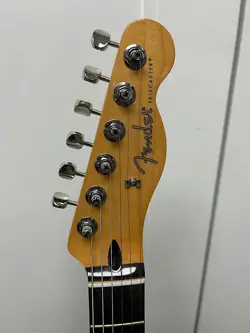 FENDER LIMITED EDITION PLAYER II TELECASTER - FOREST GREEN