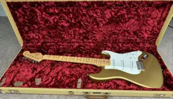 2019 FENDER AMERICAN ORIGINAL 50'S STRATOCASTER IN AZTEC GOLD!