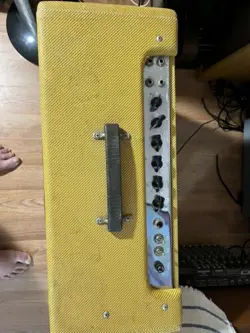 FENDER 1959 TWEED 4X10 BASSMAN 45 WATT GUITAR AMP