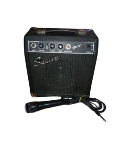 FENDER SQUIER SP-10 PORTABLE AMPLIFIER 22W 120V-60HZ ELECTRIC GUITAR AMP.