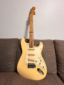 ST-72 FENDER