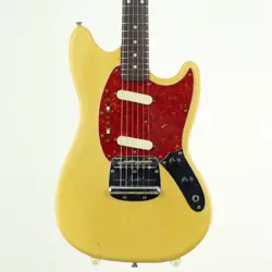 FENDER JAPAN MG69-550 YELLOW WHITE USED ELECTRIC GUITAR  1980