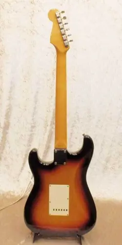 ST62-58US 3TS STRATOCASTER