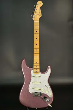 STRATOCASTER CHAMPAGNE