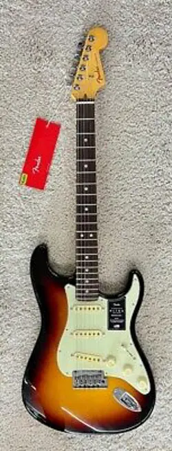 FENDER AMERICAN ULTRA STRATOCASTER, ROSEWOOD FRETBOARD, ULTRABURST FINISH