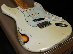 FENDER CUSTOM SHOP MASTER BUILT 1960 STRATOCASTER RELIC BY PAUL WALLER - MINT