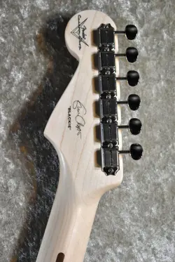 FENDER CUSTOM SHOP ERIC CLAPTON STRATOCASTER BLACK CZ576937 N.O.S. USED