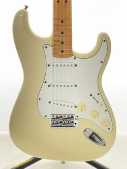 FENDER JAPANST72-58US