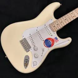 FENDER ERIC CLAPTON STRATOCASTER MAPLE FINGERBOARD, OLYMPIC WHITE