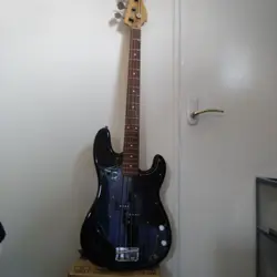 FENDER BASS GUITAR #PFJASJ