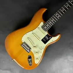 FENDER: AMERICAN PERFORMER STRATOCASTER ROSEWOOD FINGERBOARD HONEY BURST