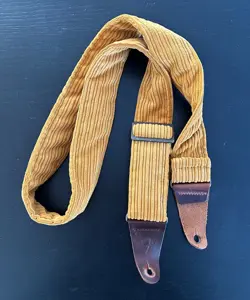 GENUINE FENDER CORDUROY GUITAR STRAP BLAZE GOLD 2