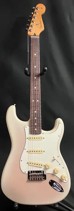 FENDER PLAYER II STRATOCASTER ELECTRIC GUITAR WHITE BLONDE FINISH