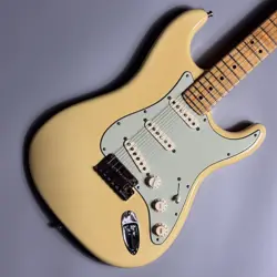 FENDER CUSTOM SHOP CUSTOM DELUXE STRATOCASTER MN-LOCK KEYS-