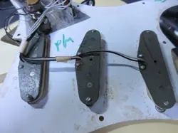 FENDER 1975 STRATOCASTER OLYMPIC WHITE MAPLE