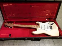 1975 STRATOCASTER OLYMPIC