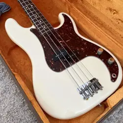 FENDER AMERICAN VINTAGE 62PRECISION BASS NO.MG989