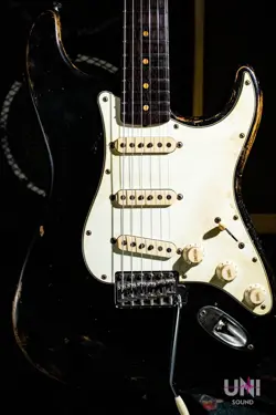 FENDER STRATOCASTER REFINISH 1959