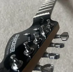 W/BLACK HEADSTOCK