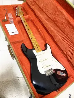 FENDER USA AMERICAN VINTAGE STRATOCASTER SAFE PACKING!