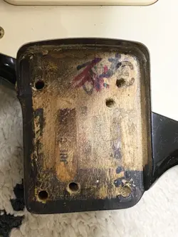 VINTAGE STRATOCASTER SAFE