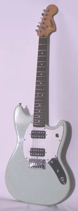 SQUIER BY FENDER MUSTANG ELECTRIC GUITAR SEA FOAM GREEN INDONESIA PRO SETUP CASE