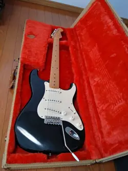SERIAL STRATOCASTER MODIFIED