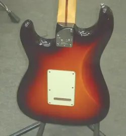 FENDER AMERICAN DELUXE STRATOCASTER HSS SUNBURST